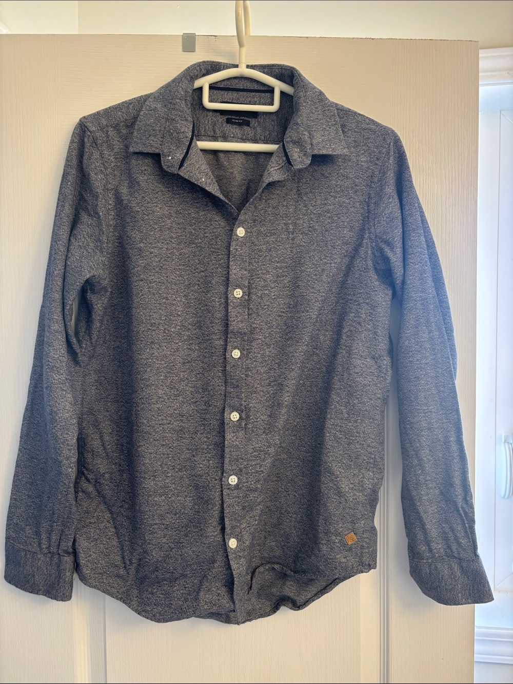 Men's Casual Long-Sleeve Button-Down Shirt in Heather Gray